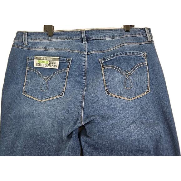 d.jeans ~Woman Plus Size 22W~ Blue Denim Recycled Denim Rolled Capri Jeans NWT. - Picture 14 of 15